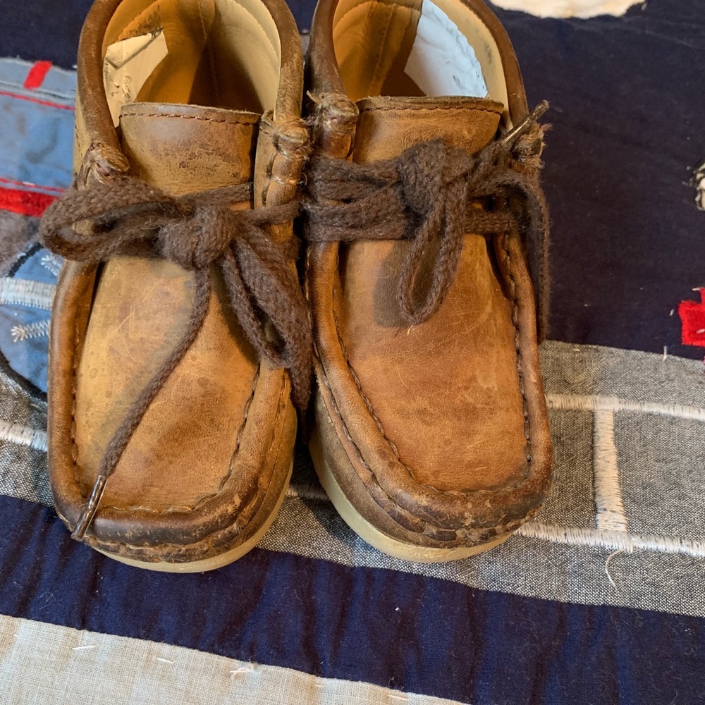 Toddler size Clark wallabees